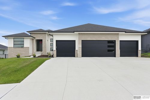 11355 S 190th St, Gretna, NE, 68028-3560 | Card Image