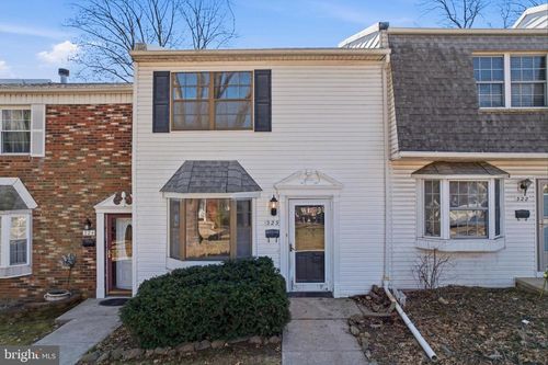 323 Harvard Sq, BENSALEM, PA, 19020-8223 | Card Image