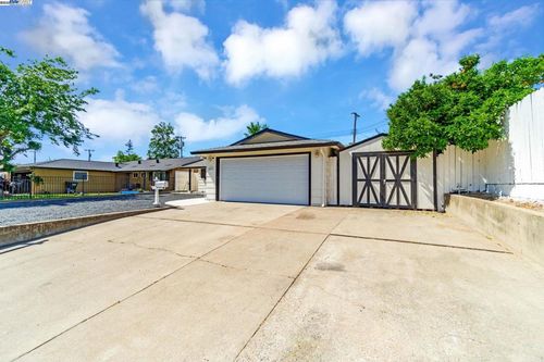 6013 Green Glen Way, Sacramento, CA, 95842-2914 | Card Image
