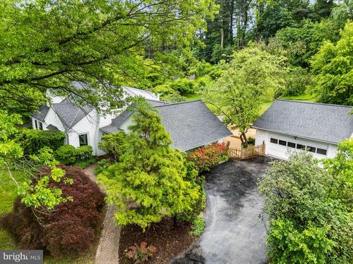 206 Martroy Ln, WALLINGFORD, PA, 19086-6314 | Card Image