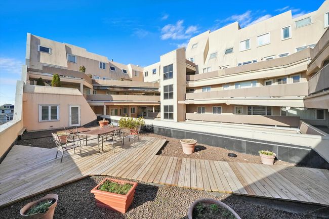 APT-209 - 6337 Roosevelt Rd, Condo with 2 bedrooms, 2 bathrooms and 2 parking in Berwyn IL | Image 22