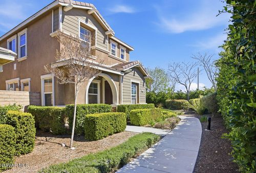 2676 Greenwood Court, Palmdale, CA, 93550 | Card Image