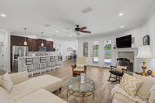 26 Okahatchee Cir Se, Fort Walton Beach, FL, 32548-5755 | Card Image