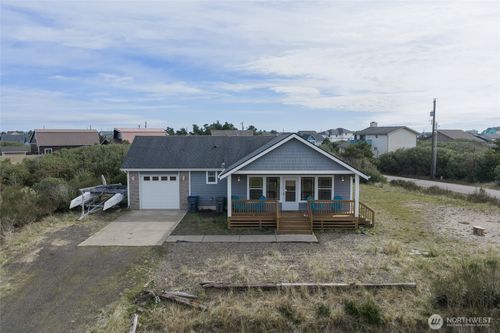 1225 Storm King Ave Sw, Ocean Shores, WA, 98569-9272 | Card Image