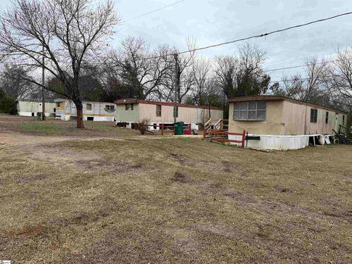 203 Cowtown Road, spartanburg, SC, 29307-4549 | Card Image