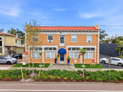 7024 Central Ave, ST PETERSBURG, FL, 33707-1263 | Card Image