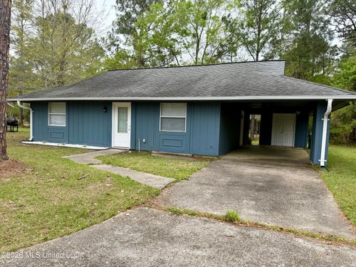 6 Dogwood Cir, Diamondhead, MS, 39525-3244 | Card Image