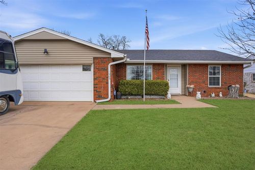 1905 Taft St, Altus, OK, 73521-4731 | Card Image