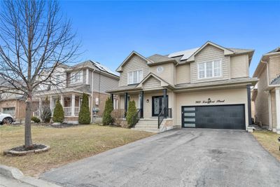 960 Langford St, House other with 4 bedrooms, 3 bathrooms and 8 parking in Oshawa ON | Image 2