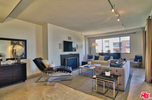 504-1118 E 3rd St, Los Angeles, CA, 90013-1721 | Card Image