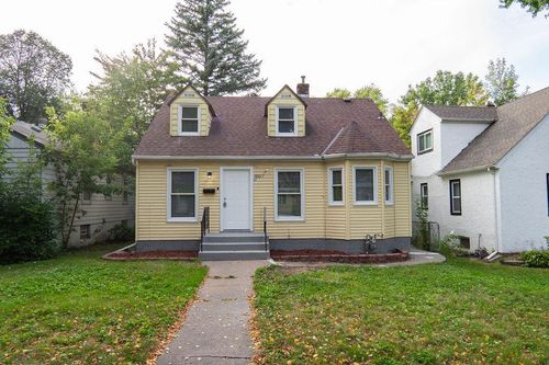 3507 Logan Ave N, Minneapolis, MN, 55412-2333 | Card Image