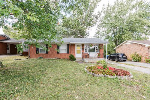 422 Moss Dr, Lexington, KY, 40505 | Card Image