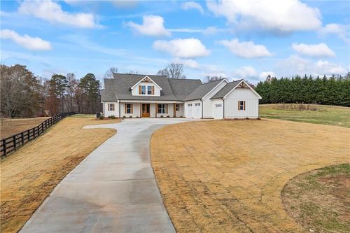 4312 Green Hill Rd, Gainesville, GA, 30506-3573 | Card Image
