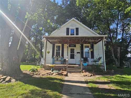 523 E Main St, Sparta, IL, 62286-1421 | Card Image