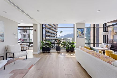 15c-1500 Alberni St, Vancouver, BC, V6G3C9 | Card Image