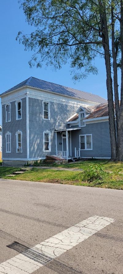 500 E Renssealer, Home with 5 bedrooms, 3 bathrooms and 1 parking in Bucyrus OH | Image 3