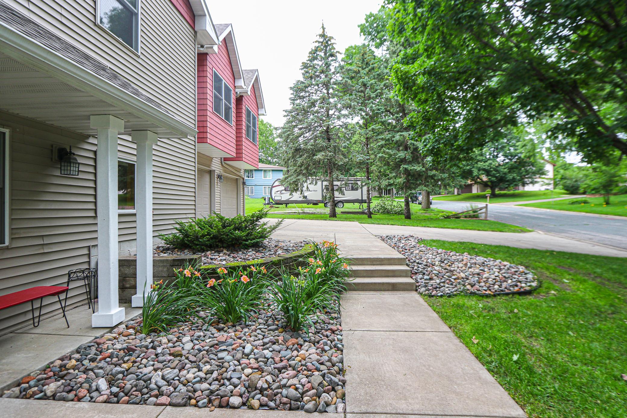 Birch Ln, Northfield, MN 55057