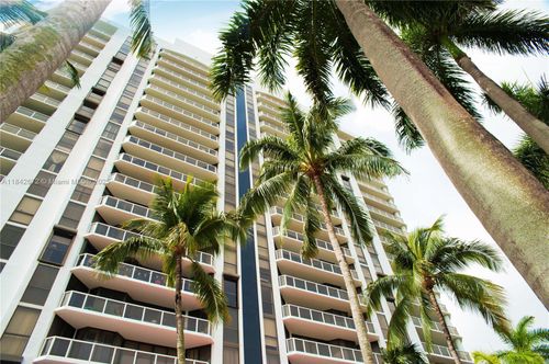 apt-402-3600 Yacht Club Dr, Aventura, FL, 33180-4004 | Card Image