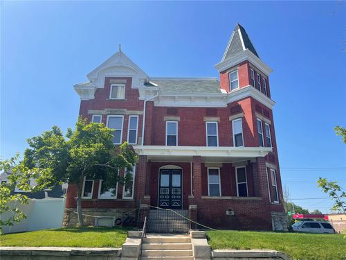 1120 2nd Ave, Cedar Rapids, IA, 52403-2406 | Card Image