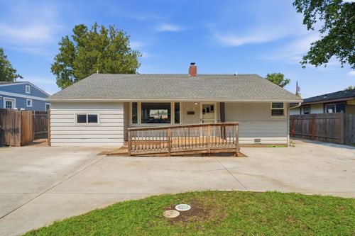 1926 W 6th Ave, Kennewick, WA, 99336 | Card Image