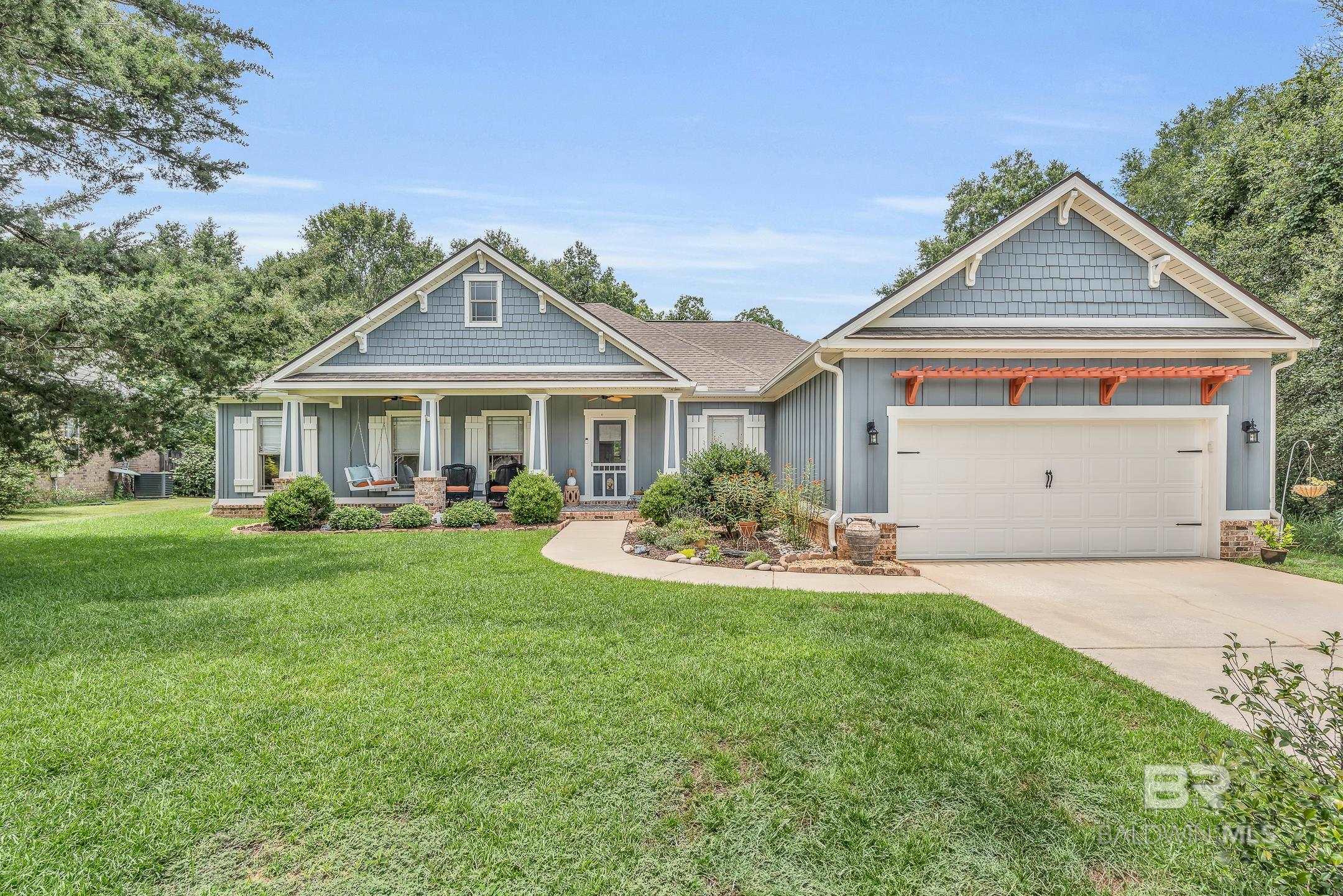 Station Dr, Fairhope, AL 36532