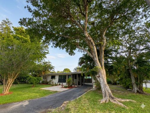 2513 Nw 8th Avenue, Fort Lauderdale, FL, 33311 | Card Image