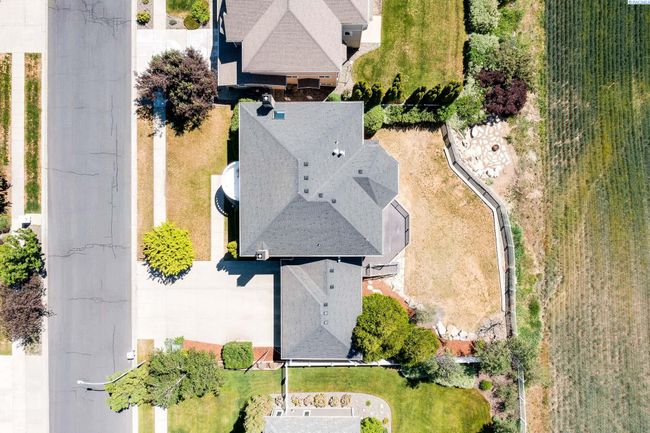 1105 Sw Meyer Dr, Home with 6 bedrooms, 4 bathrooms and null parking in Pullman WA | Image 45