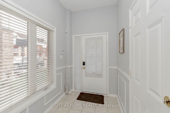 958 Audley Rd N, House attached with 3 bedrooms, 3 bathrooms and 1 parking in Ajax ON | Image 5