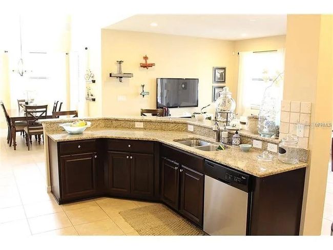 Kitchen bar | Image 10