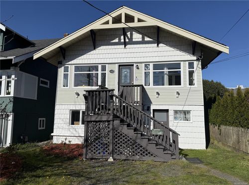 354 Berwick St, Victoria, BC, V8V1C7 | Card Image