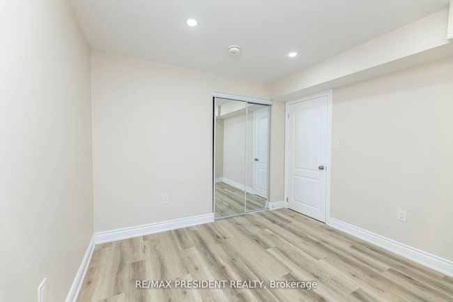 8 Troyer St, House other with 3 bedrooms, 1 bathrooms and 1 parking in Brampton ON | Image 12
