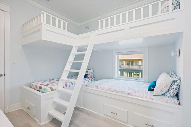 852 Lazy Ln, House other with 4 bedrooms, 3 bathrooms and 1 parking in Crystal Beach TX | Image 27