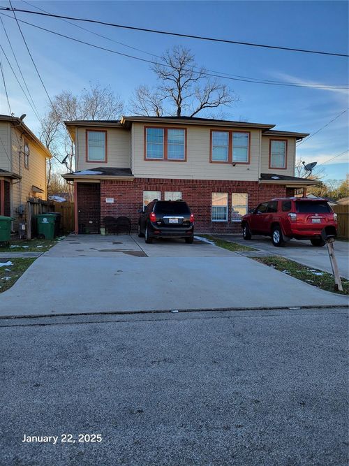 apt-a-4732 Clover St, Houston, TX, 77033-4043 | Card Image