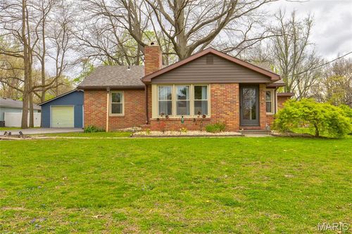 87 Bert Ave, East Alton, IL, 62024-1724 | Card Image