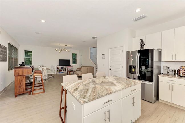 2587 Temple St, House other with 4 bedrooms, 3 bathrooms and null parking in SARASOTA FL | Image 18