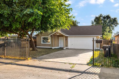 3919 Huron Street, Sacramento, CA, 95838 | Card Image