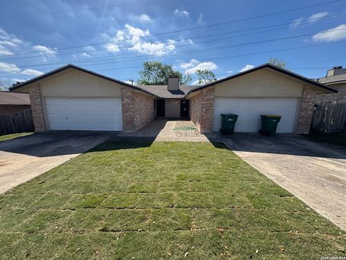 7236 Rimwood, Live Oak, TX, 78233-4226 | Card Image