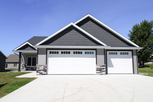 858 Bucknell Ln Se, Stewartville, MN, 55976-1683 | Card Image
