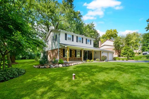 352 Windsor Ln, Inverness, IL, 60010-5735 | Card Image