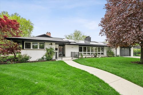 4720 W Albion Ave, Lincolnwood, IL, 60712-3402 | Card Image
