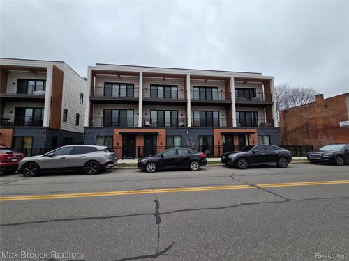 13-1640 Bagley St, Detroit, MI, 48216-1911 | Card Image