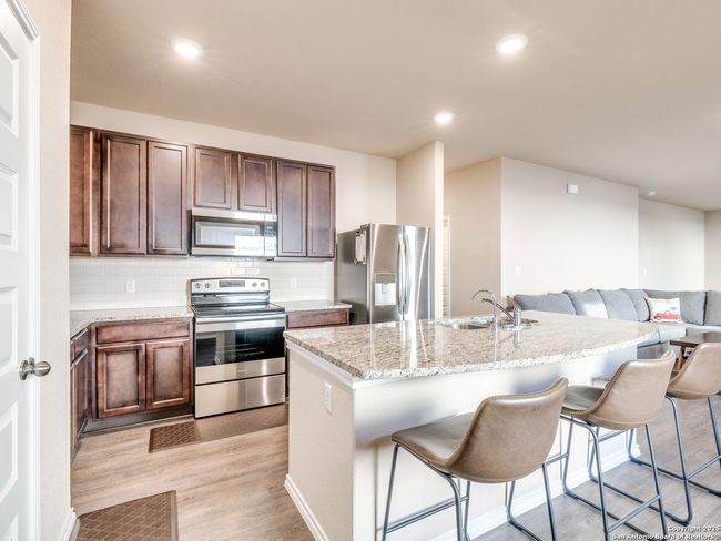 340 Saddle Rdg, House other with 3 bedrooms, 2 bathrooms and null parking in Cibolo TX | Image 5