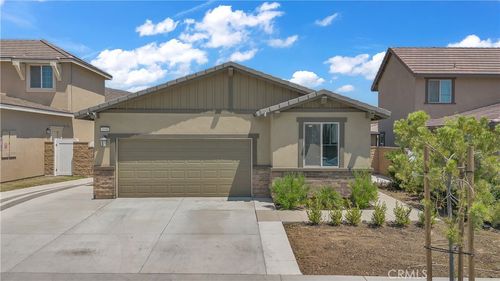 3140 Winter Park Ave, Jurupa Valley, CA, 92509-1474 | Card Image