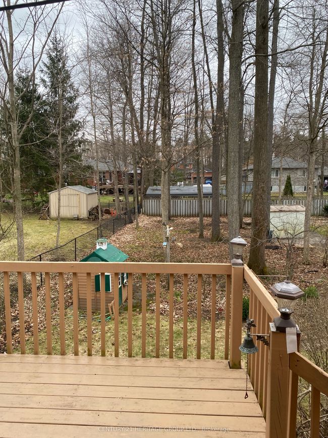 70 Moore Ave, House other with 4 bedrooms, 3 bathrooms and 9 parking in Everett ON | Image 29