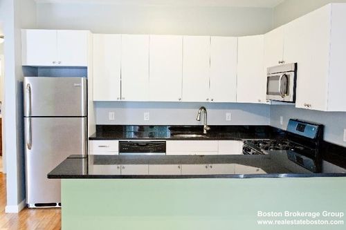 apt-1-23 Evergreen St, Boston, MA, 02130-1480 | Card Image