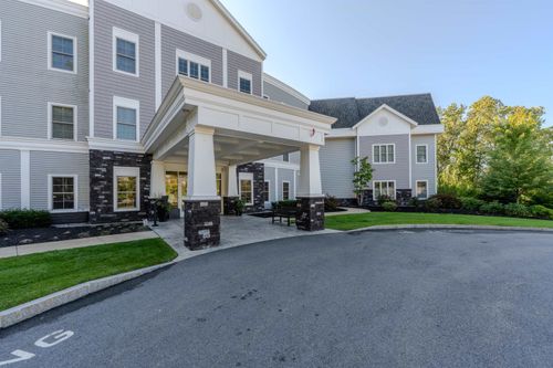 unit-104-10 Sally Sweets Way, Salem, NH, 03079-3767 | Card Image