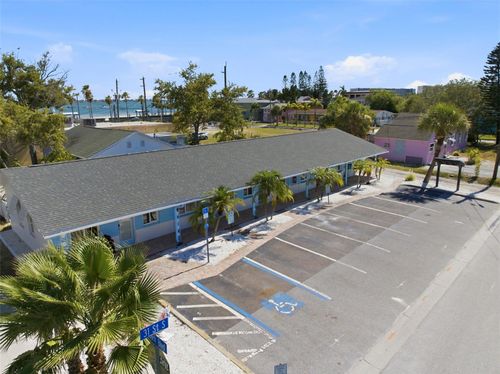 1-5-3101 Beach Blvd S, GULFPORT, FL, 33707-6066 | Card Image