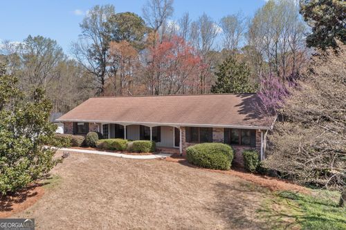 1055 Hunterhill Dr, Roswell, GA, 30075-3307 | Card Image