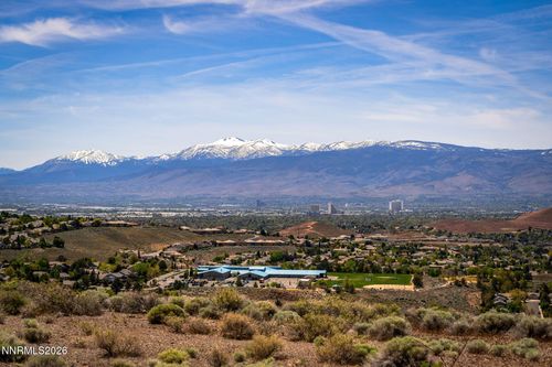 5475 Vista Terrace Ln, Sparks, NV, 89436-2651 | Card Image