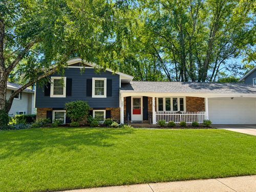 1260 Fellows St, St. Charles, IL, 60174-3725 | Card Image